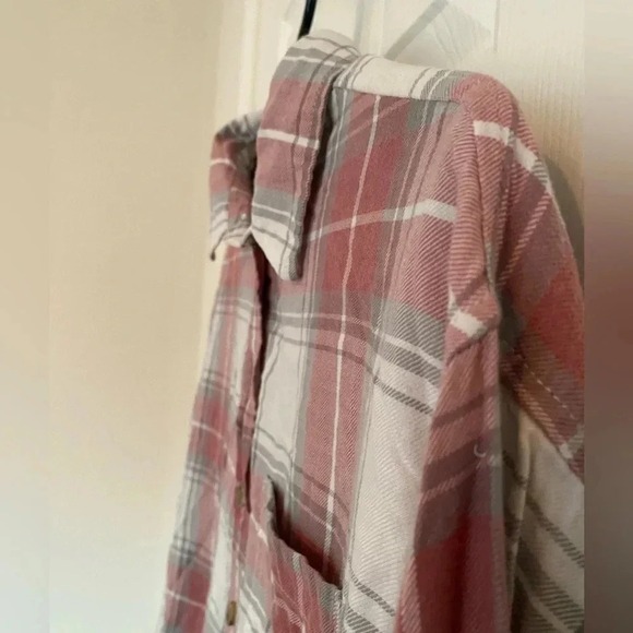 American Eagle Flannel Shirt Crop Top Plaid Button Up Long Sleeve Small - Picture 2 of 8